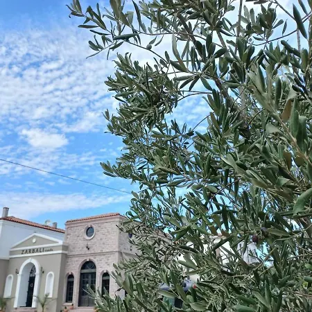 מלון Zarbali Cunda